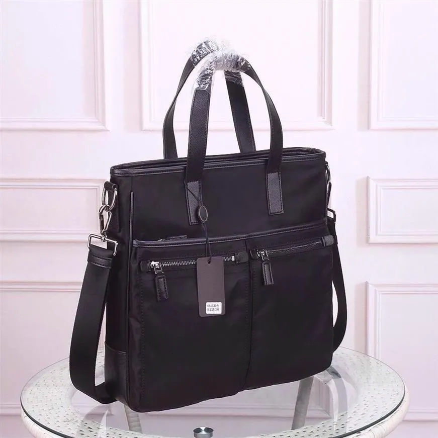 Дизайнерские портфели мужчина для мужчин для мужчин водонепроницаемое холст кожаная мода мода женская сумка для плеча сумки документа Handba266f