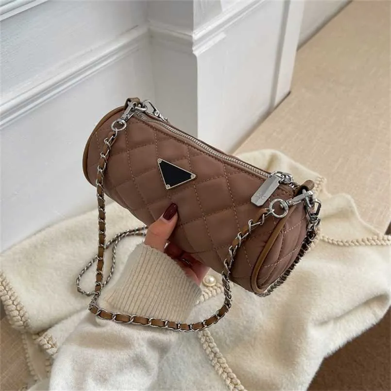 Clearance Outlets Online Handbag Trendy Foreign Style Women's Autumn and Cylinder Simple Rhombic Gitter Embrodery Thread Single Messenger Chain