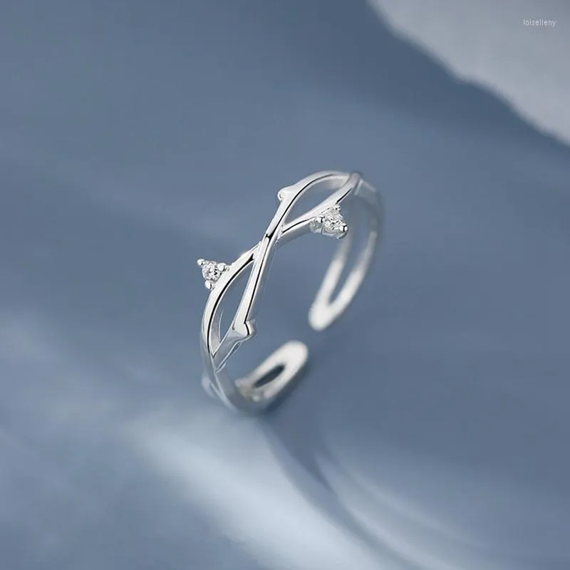 Cluster Rings Simple Cross узкие полосы ветви Усектерий Пальца Регулируемое кольцо для женщин Линия Мини изящные ювелирные украшения Bejouterie