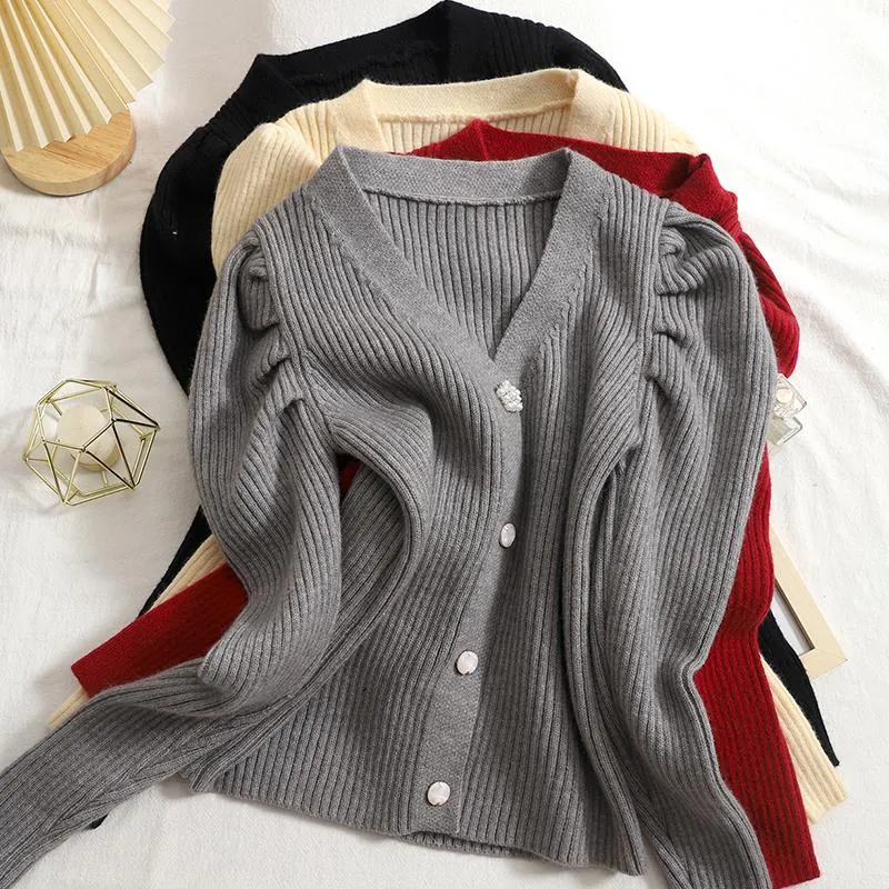 Kadın Örgü Tees Yüksek Kaliteli V Yastık Benzersiz Düğmeleri Bayanlar Moda Sonbahar Kış Örgü Hırka Düz Renk Şık Sweater Kıyafet