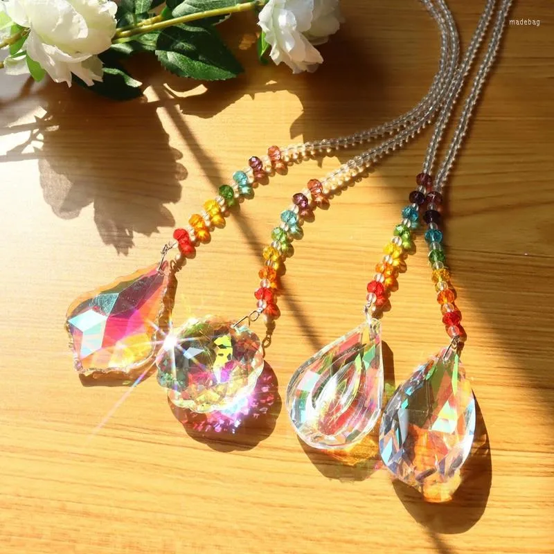 Dekorativa figurer Crystal Wind Chime Reflection Light Pendant Diamond Prism Windchimes Colorful Wall Hanging For Living Room Vintage