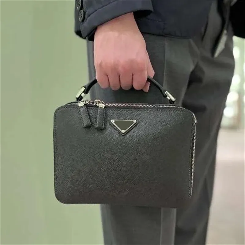 Ontwerpers kleine handtas unisex schoudertassen 2 -stijl heren crossbody tas dames cosmetische tassen luxe merk portemonnee