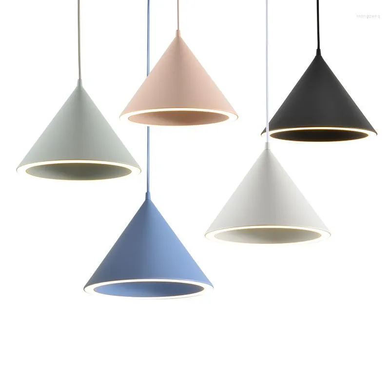 Lustres Nordic Luminaria Pendente Lampe Suspendue Verre Restaurant Chambre LED Pendentif Lumières Luminaire Industriel