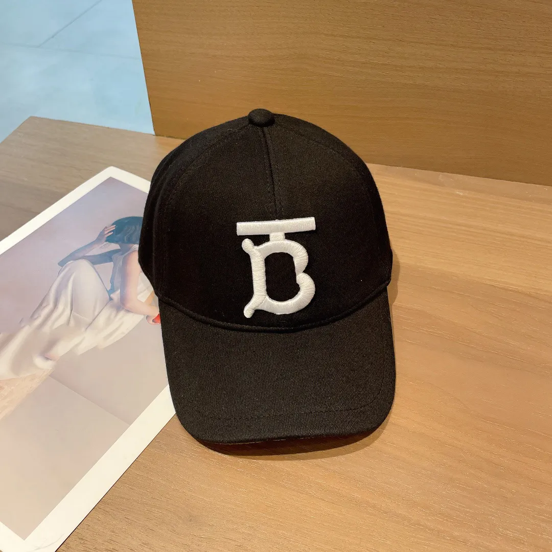 casquette Klasik çizgili elemanlar Tasarımcılar şapka lüks Beyzbol şapkası Sokak Şapkaları Moda Beyzbol Kadınlar ve Erkekler güneşlik Şapka Spor Topu Şapkaları Açık Seyahat iyi
