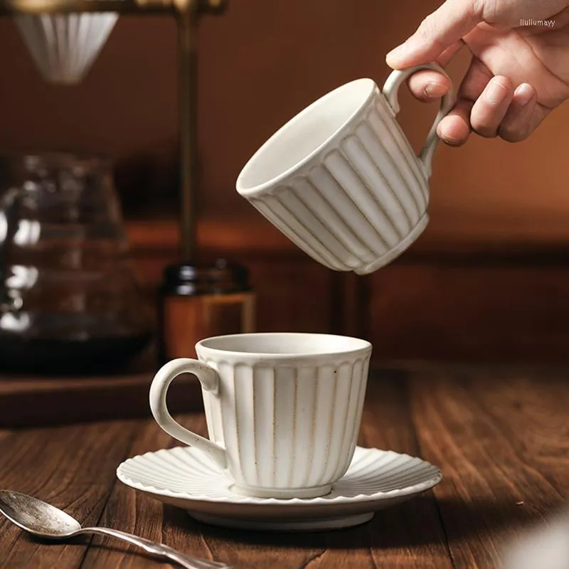 أكواب الصوفية Relmhsyu Nordic Style Retro Stoare Coffee Cuper و Saucer Ceramic Mlik Office Home Home Mug مع مجموعة معرض لمجموعة الشرب