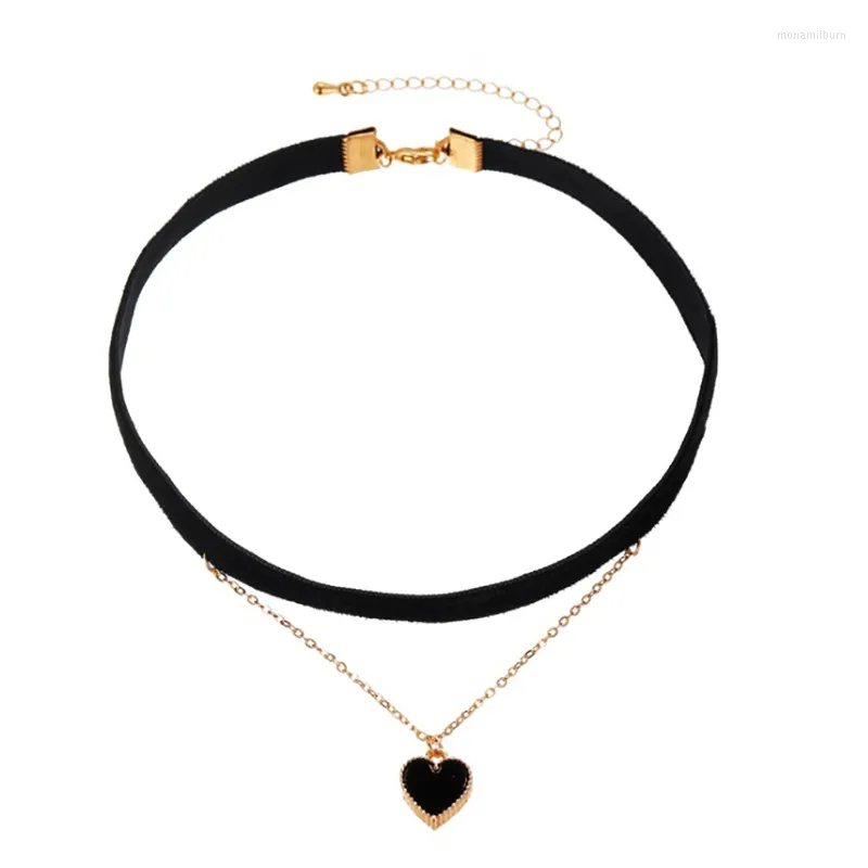 Charker Gothic Black Stretch Velvet Chain de corrente curta para mulheres Punk Heart Pingente Collares Collares Jóias de festa sem pescoço