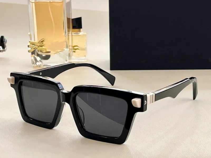 Funky Sonnenbrillen Designer Frauen Männer Sommer Q2 Style Anti-Ultraviolett Retro Platte Vollrahmen Fashion Brille Zufällige Box