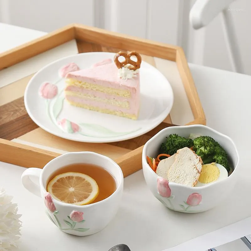 Bowls 2Pcs Embossed Tulip Tableware Set Ceramic Bowl Dinner Plate Breakfast Dessert Salad Coffee Mug And Plates Cutlery