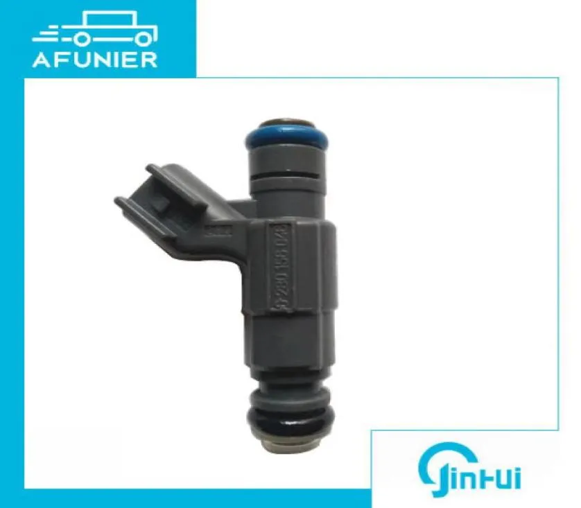 12 months quality guarantee fuel injector nozzle for Ford Focus 20L02 2004 and other cars OE No02801560461S4EA5A2158388