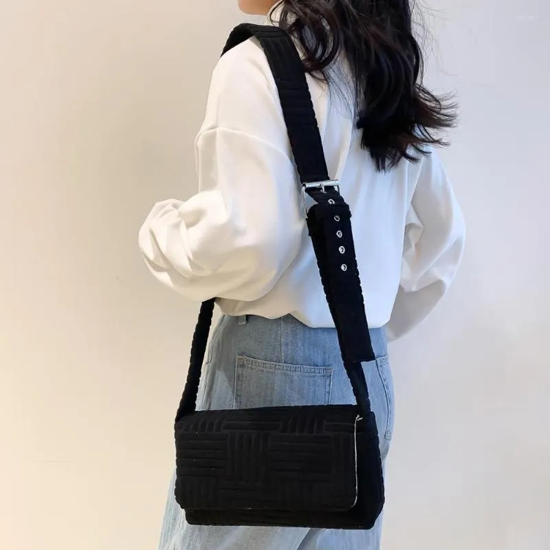 Shoulder Bags Fashion Female Tote Bag Casual Flip Small Square Satchels Simple Adjustable Strap Cloth Portable Elegant For Weekend Vacation