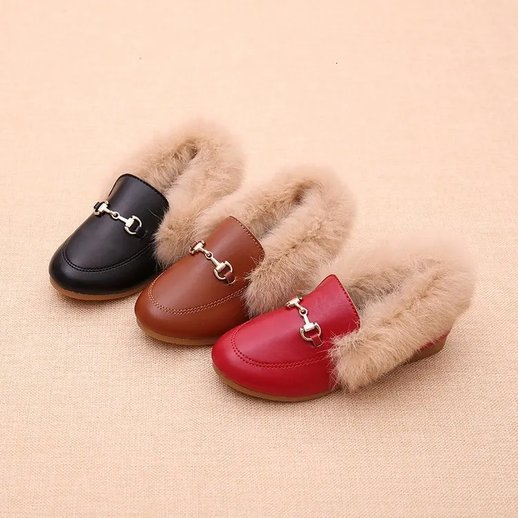 Turnschuhe Winter Kinder Schuhe Plüsch Fell Mädchen Prinzessin Leder Schuhe Warme Kleinkinder Baby Mädchen Loafer Mode Casual Wohnungen 2130 Schwarz rot 230213