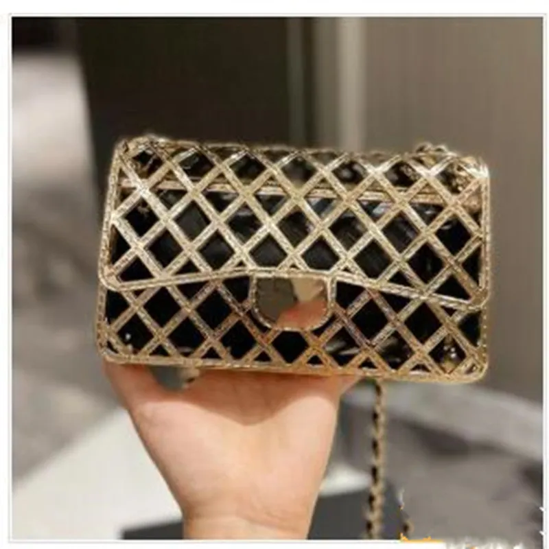 2022Ss Trend Luxury Flap Bags Top Gold Metal Hollow Woven Lined Zipper Leather Bag Classic Check Chain Messenger Bag Senior Designer Ladies Mini Shoulder Handbag