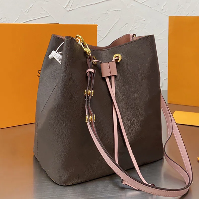 Kvinnor Läder NEONOE Bucket Axelväskor Designers Handväskor Handväska Kvinnliga Dragsko Väska Tote Mode Crossbody-väska M44022 M44887