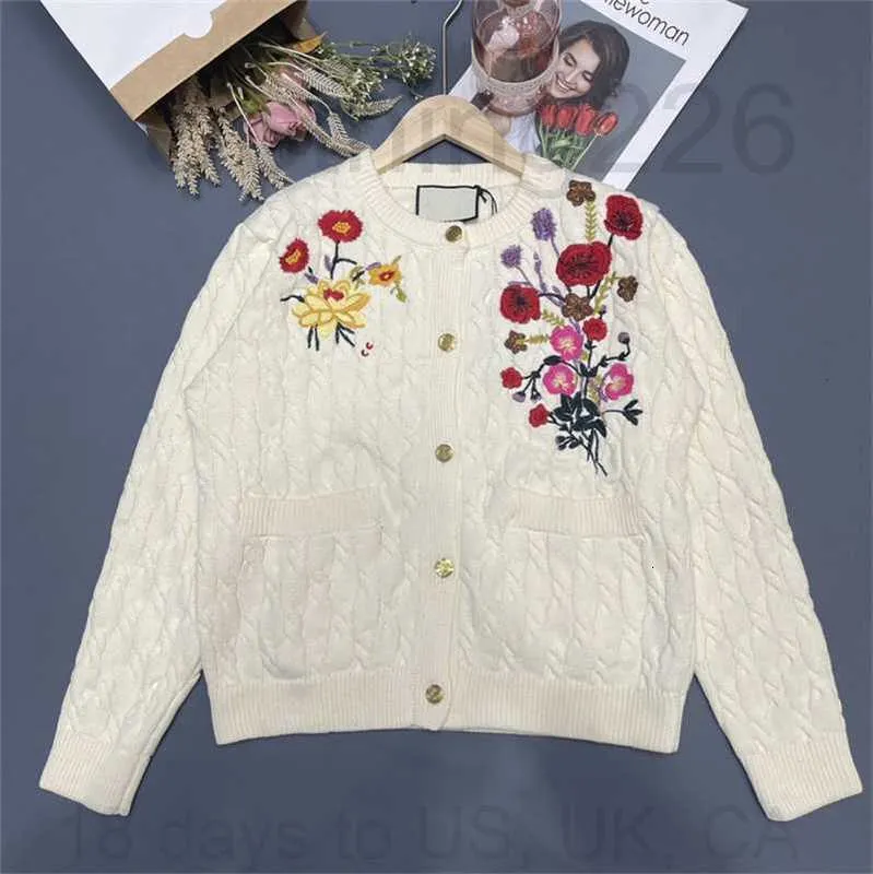 designer Women's Sweaters and Knit Cardigan beige Jumper Dress Heavy Craft Tide Embroidery Flowers Fashion All-Match Female Sweater Jacket For Autumn