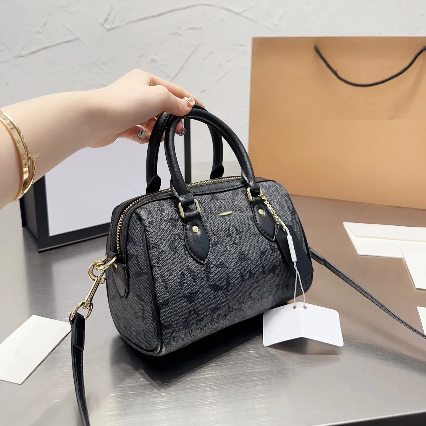 Designer Leather Blue Duffel Bag With Letter Wallet Luxury Crossbody  Shoulder Handbag For Women Simple Fashion Purse From Fashion_shop588,  $73.95 | DHgate.Com