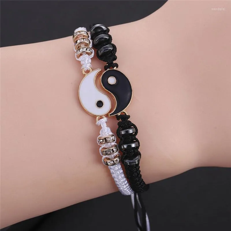 Bracelets de charme Alliage Taiji Tissé À La Main Blanc Noir Couleur Bracelet Pour Femmes Amoureux Fille Cadeau Bijoux Pendentif Collier Bracelets