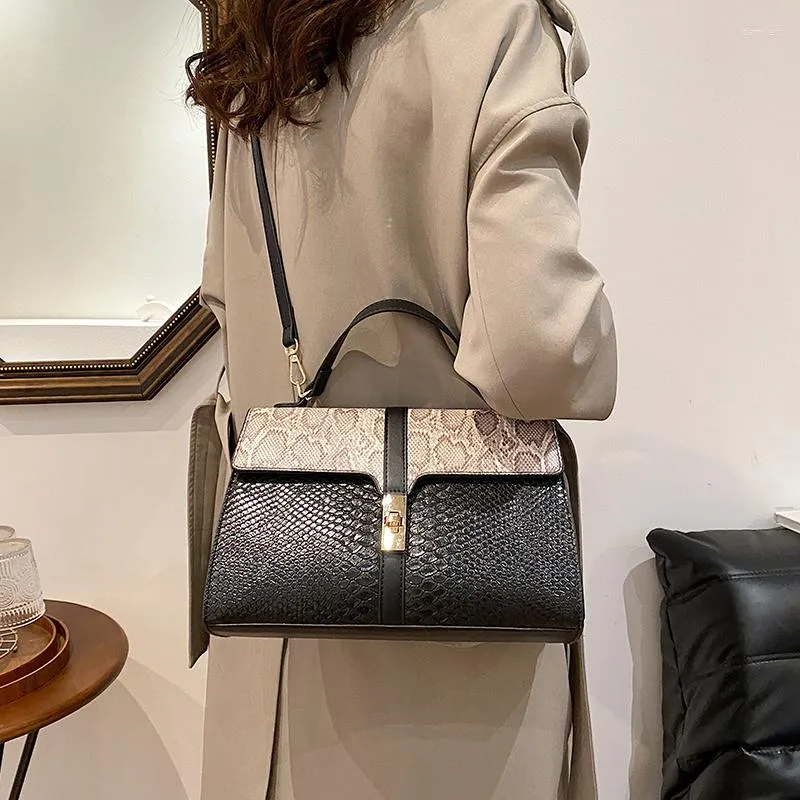 Sacs de soirée Modèle de crocodile pour femmes de luxe en cuir véritable sac à main de banlieue sac à bandoulière de mode sacs à main de haute qualité