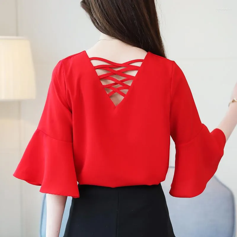 Kvinnors blusar Red Chiffon Blue Shirt Summer 2023 Fashion Blusa Half-Sleeve Women Top V-Neck kvinnlig Sexig elegant kvinnokläder