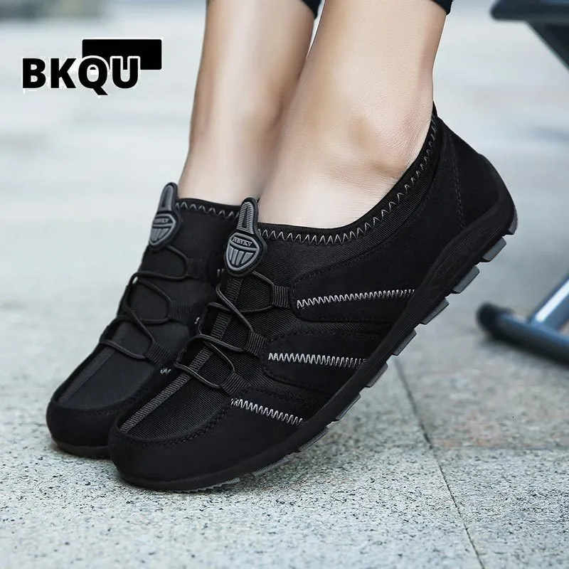 Klänningskor BKQU Summer Breattable Sport Sneakers Woman Shoes For Women Sport Lady Tennis Femme Black Training Trainers 230215