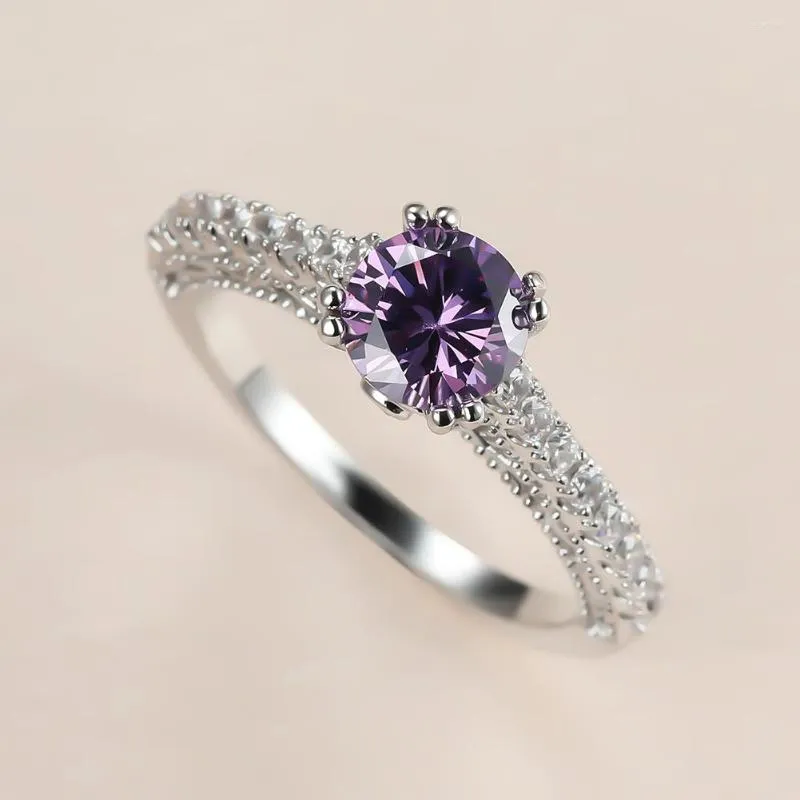 Anéis de casamento Classic noivado anel redondo anel prateado colorido charme roxo pedra de zircão para mulheres bandas simples jóias finas cz