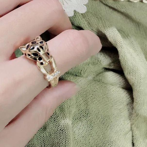 Anéis de casamento mancha preta cabeça de leopardo pavimentada 3a zircônia cúbica pedra animal pantera anel para homens ou mulheres jóias de festa de cobre 23022427
