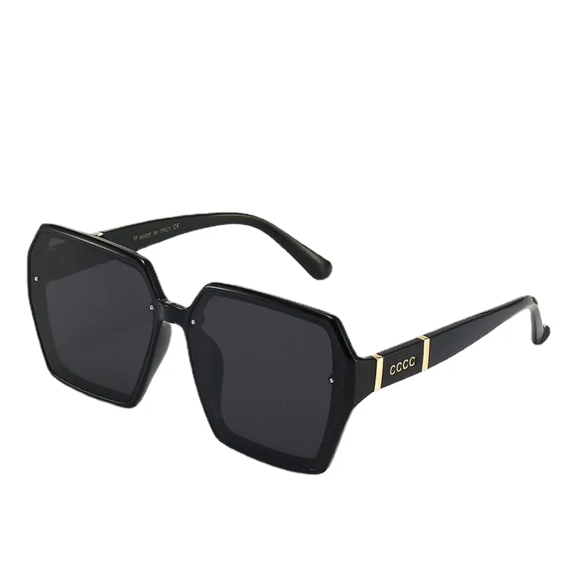 نظارات شمسية فاخرة بتصميم كلاسيكي عصري للرجال والنساء ، نظارات شمسية طيار UV400 ، إطار نظارات