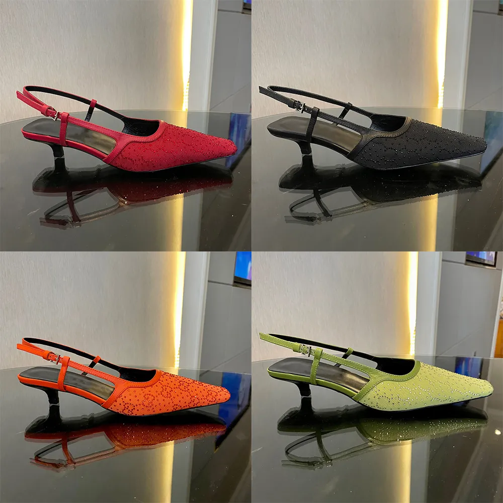 2023womens apontou sandálias de luxo hardware fivela design de saltos altos Sapatos de malha de malha de malha