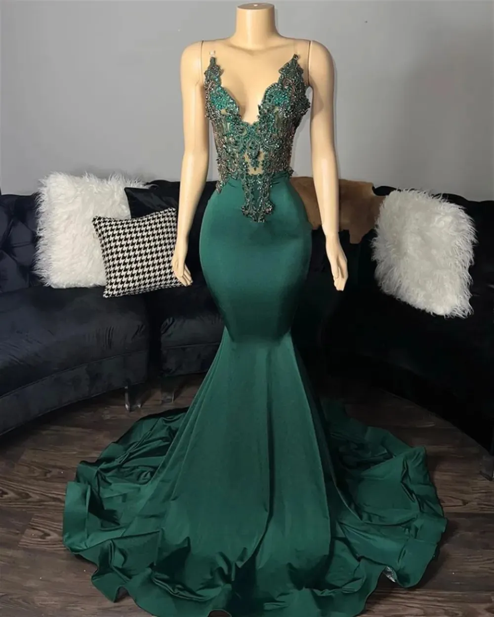 open lace back dress Mal Short Sleeve Dress, Descendants 3 Costume – EasyCosplayCostumes main image 0