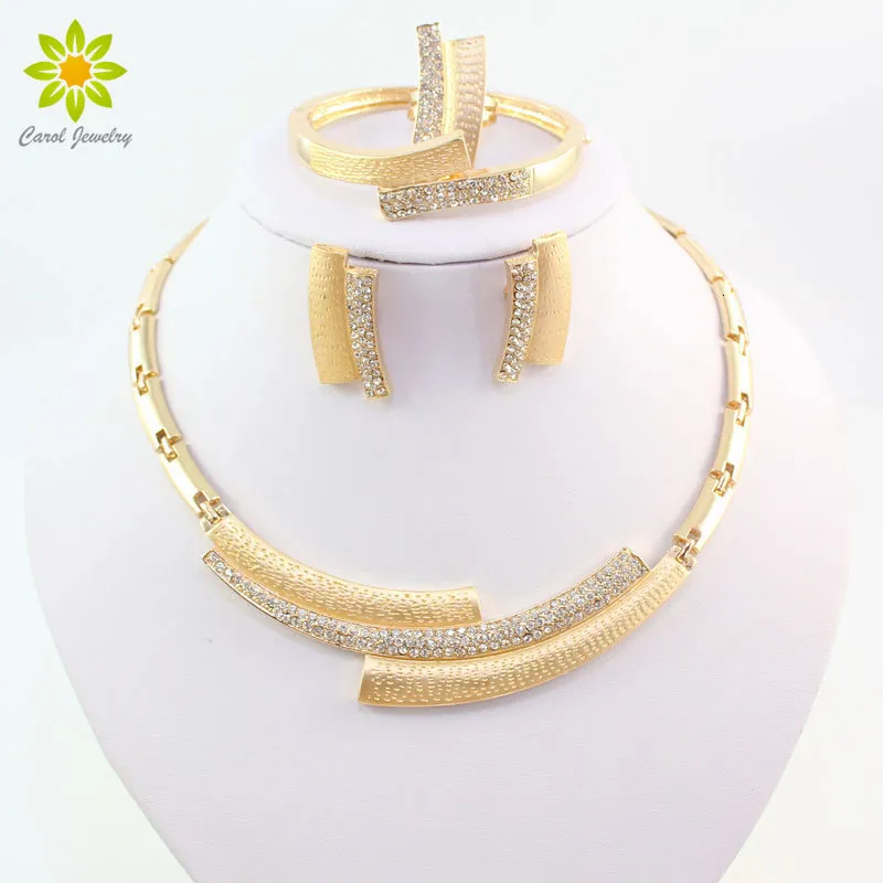Set di gioielli da sposa Set di gioielli da sposa in cristallo da sposa di moda Perline africane Costume da gioielli con dichiarazione di colore oro Dubai 230215