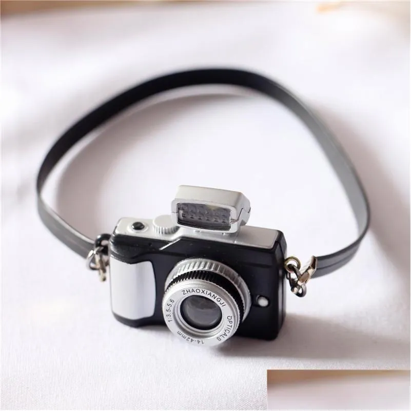 Doll Accessories 1 Pc New Fashion Super Cute Minll Retro Camera Dollhouse Miniature Decoration Toy For Children Gift 1471 Y2 Drop De Dhcrb