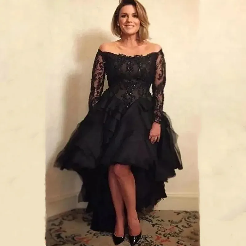 High Low Black Mother Of The Bride Dresses Lace Long Sleeves Tiered Short Front A-Line Wedding Guest Gowns Bateau neck Elegant Groom Mom Prom Party Dress