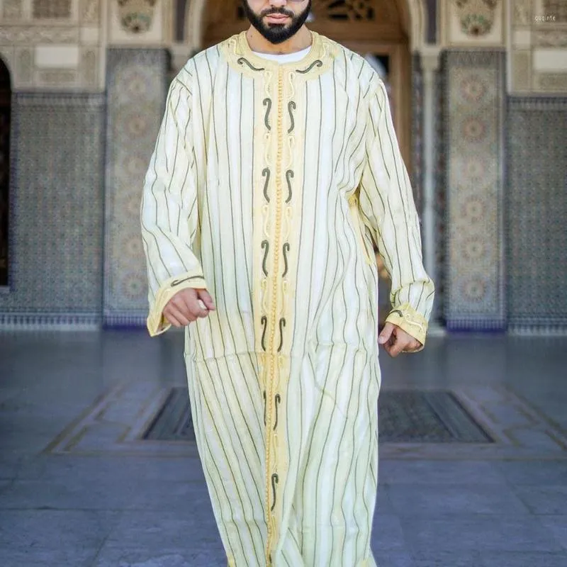 Abbigliamento etnico Musulmano Uomo Kaftan Robes Manica lunga Moda Morbido Thobe Arabo Turco Medio Oriente Abito Dubai Islam Habit Ramadan