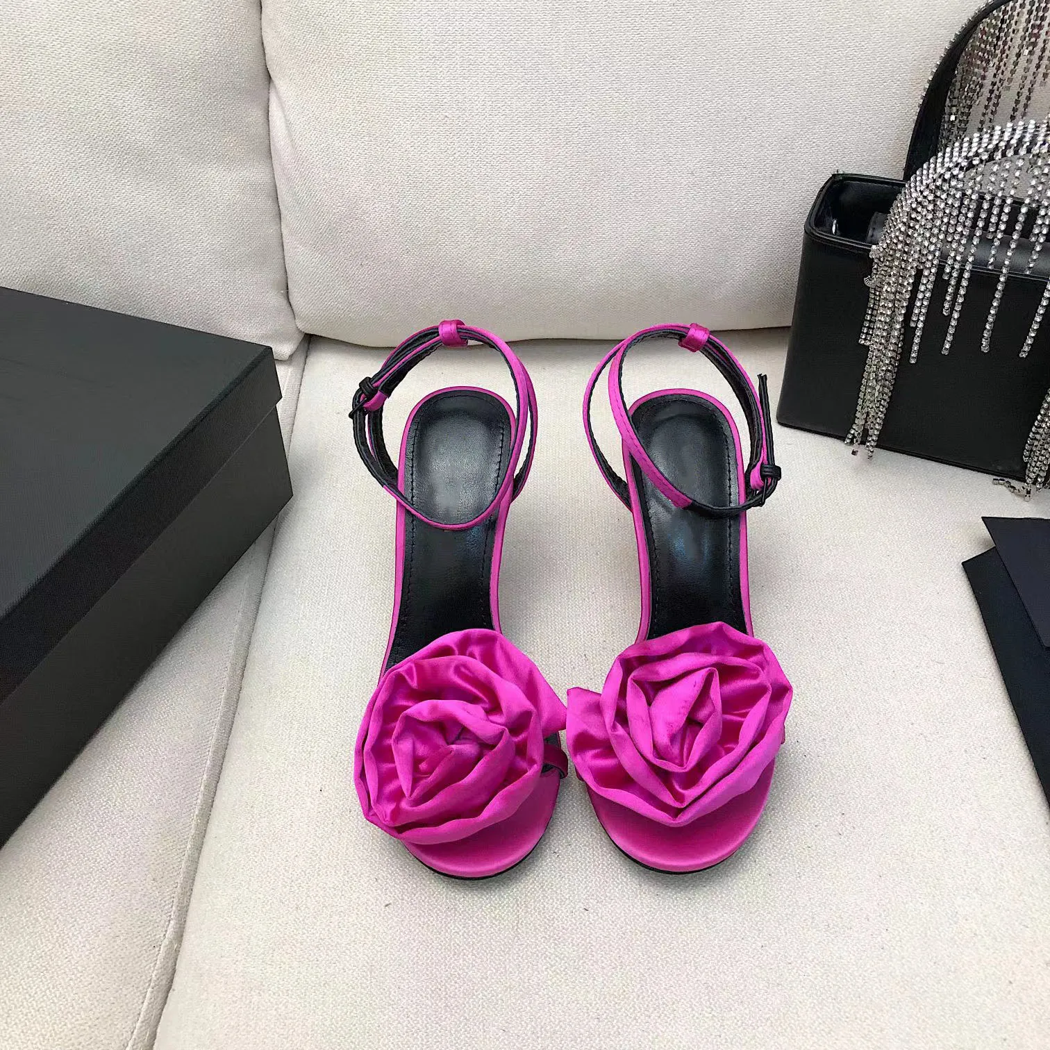 Flower Decro High Heels Sandals Ladies Genuine Leather Back Strap Fashion Ladies Casual Shoes Stiletto Heels Female Mules 2023 Luxury Brand Pumps Women Sneakers