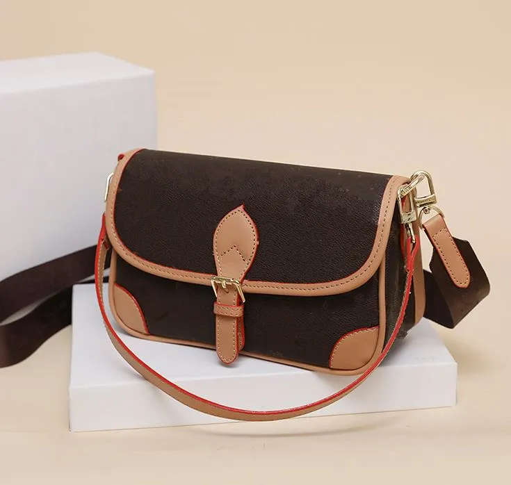 Pu de couro de couro PU enfermeira bolsa de ombro de ombro famosa feminina feminina saco crossbody designer de luxo feminino Câmera de cartão de cartão Louiseities Viutonities