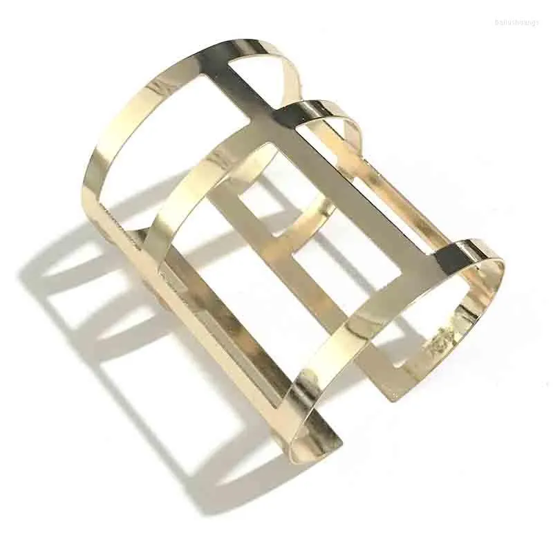 Bangle Gold Kolor Punk Women Big Wide Fashion oświadczenie puste geometryczne biżuterię Pulseru 62x75 mm