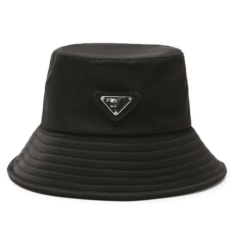 Triangel breda randen hattar hink hattar kvinnliga tidvatten sommarpar sol skugga hatt koreansk version mode utflykt