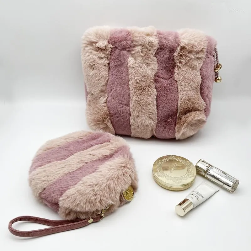 Förvaringspåsar yy vinter mjuk glutinös plysch randig färg matchande rund koppling handväska