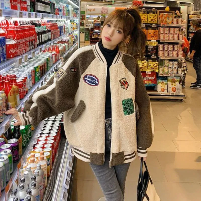 Kvinnor jackor Deeptown baseball harajuku lamm ull grön koreansk stil varsity kvinnor förtjockar fleece chic coats kvinna vinter 230216