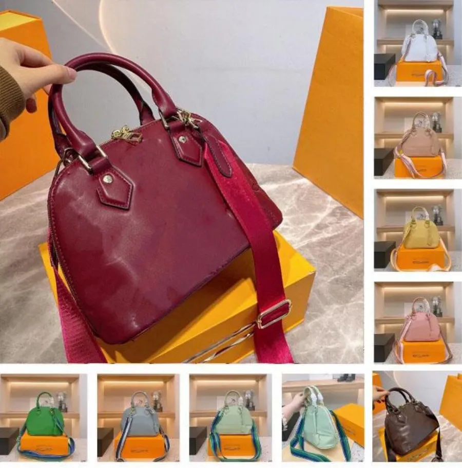 Projektantowe wieczorne torby na crossbody dla kobiet worka luksusowa designerka torba łańcucha mody mody crossbody torebki srebrne sprzętowe jagnięta torebka portfela