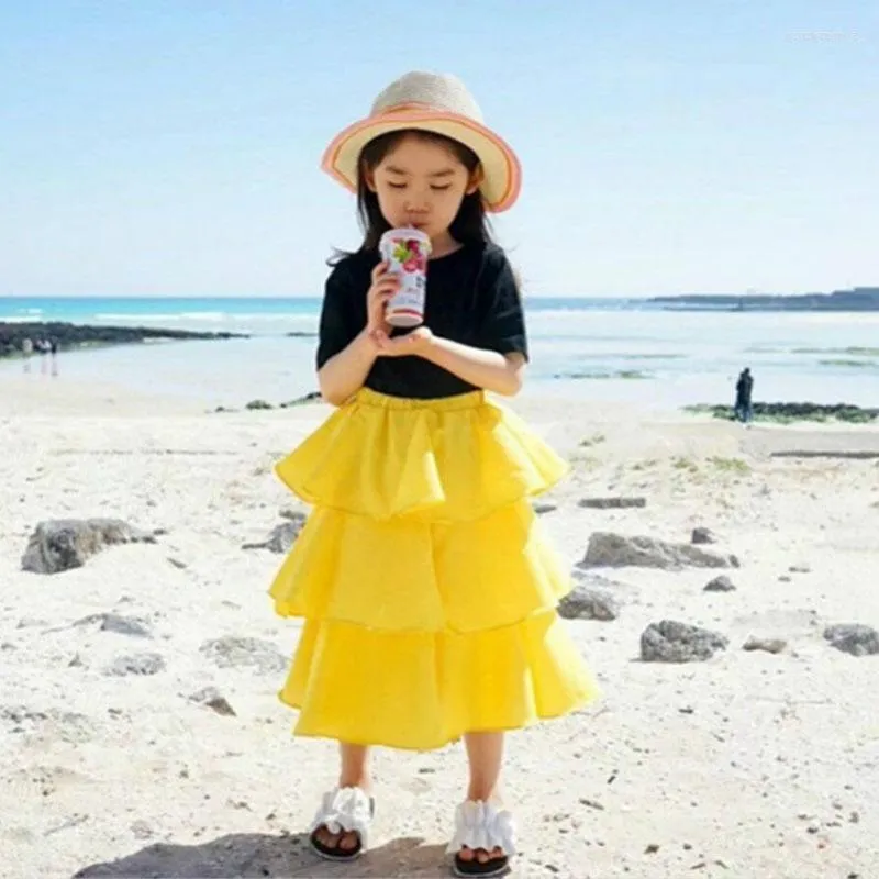 Kläder sätter din säsong mode flickor lös baby söt bågskjorta och strandkjolklänning kostym elegant tvådelar set 2023 sommar
