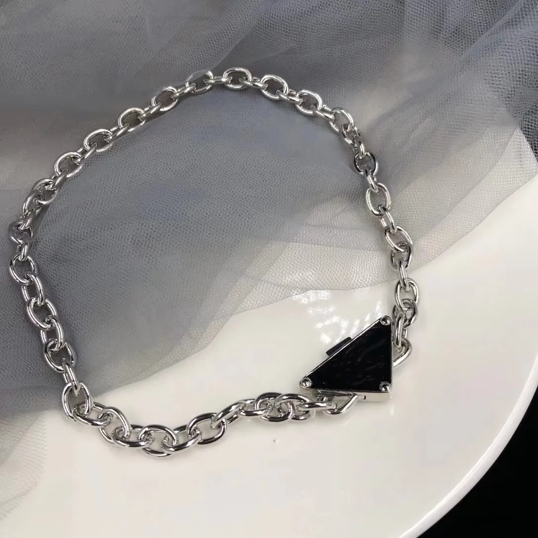 P TRICHEGANGE HANGERENDE LUXE Designer ketting voor vrouwen Men ketting mode sieraden zwart wit ontwerp feest zilveren hiphop punk mannen kettingen namen verklaring sieraden