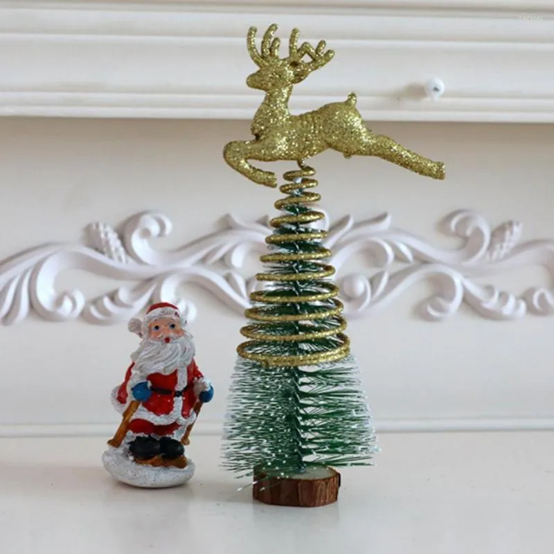 Les décorations de Noël augmentent l'atmosphère d'ornements d'arbre de Noël légers pour la maison pour le festival