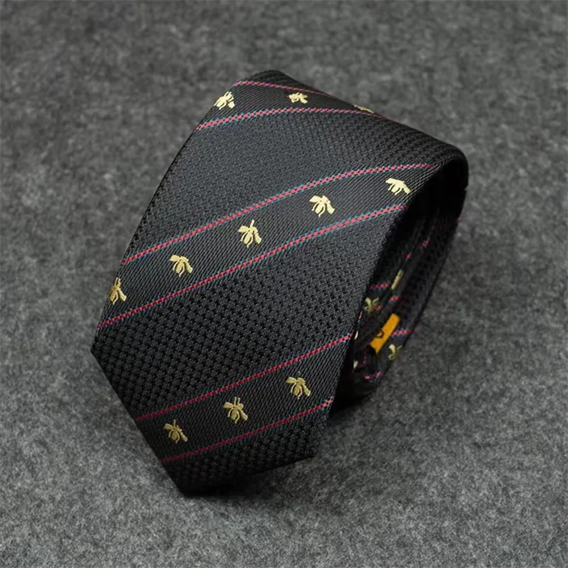 2023 Nya män TIES Fashion Silk Tie 100% Designer Slips Jacquard Classic Woven Handmade slips för män Bröllop Casual and Business Slips med original Box 886