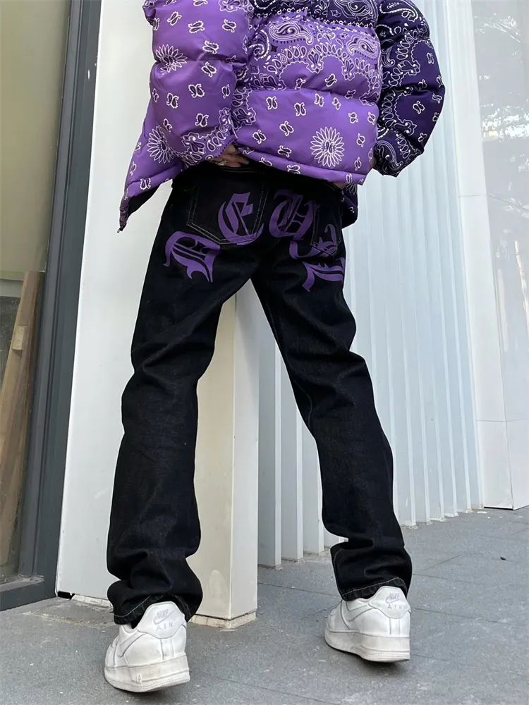 Męskie dżinsy y2k nerkowca kwiaty fioletowe streetwearne spodnie punkowe hip hop liter
