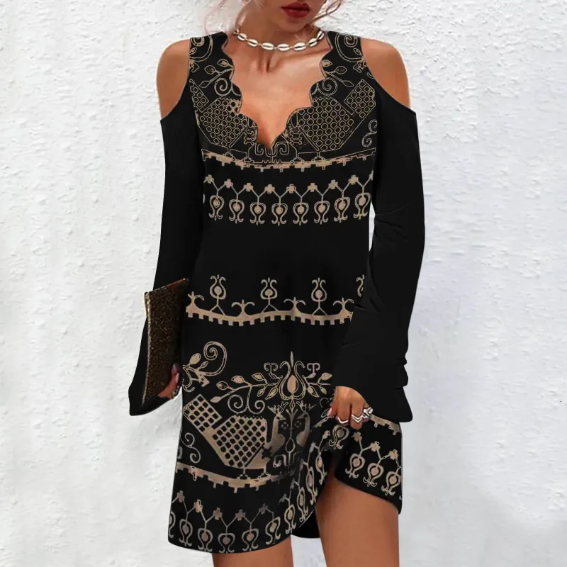 lace-trim mini dress in black reviews Tayna Black Lace Mesh Mini Dress - US 12