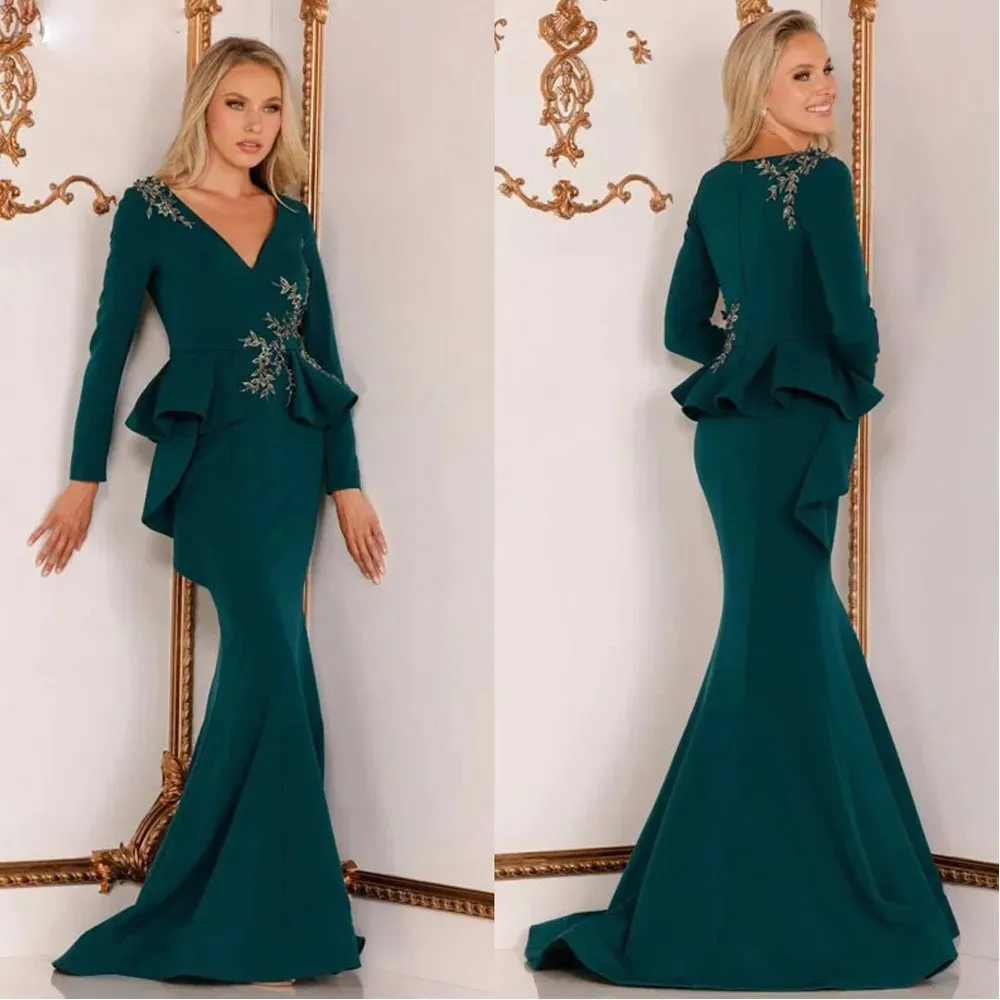 Elegant Dark Green Mermaid Evening Dresses For Women Long Sleeves V-neck Lace Appliques Ruffles Peplum Chic Prom Party Special Occasion Gowns