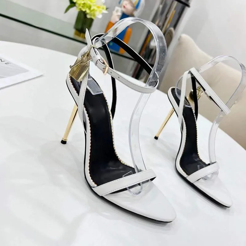 Ladies Pumps Shoes - Designer Pumps for Women | Aquazzura Official US