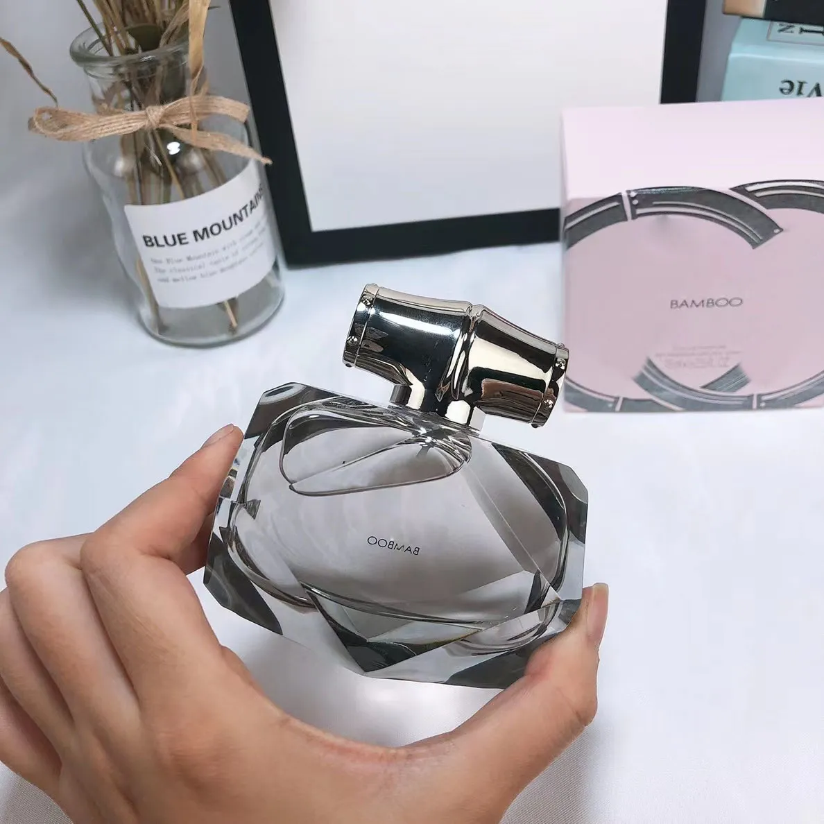 여성용 대나무 쾰른 75ml EDP eau de parfum 2.5 fl.oz 스프레이 파르 룸 디자이너 향수 긴 지속적인 쾌적한 향기 안티 흡인제 탈취제를위한 미스트 향수 향수