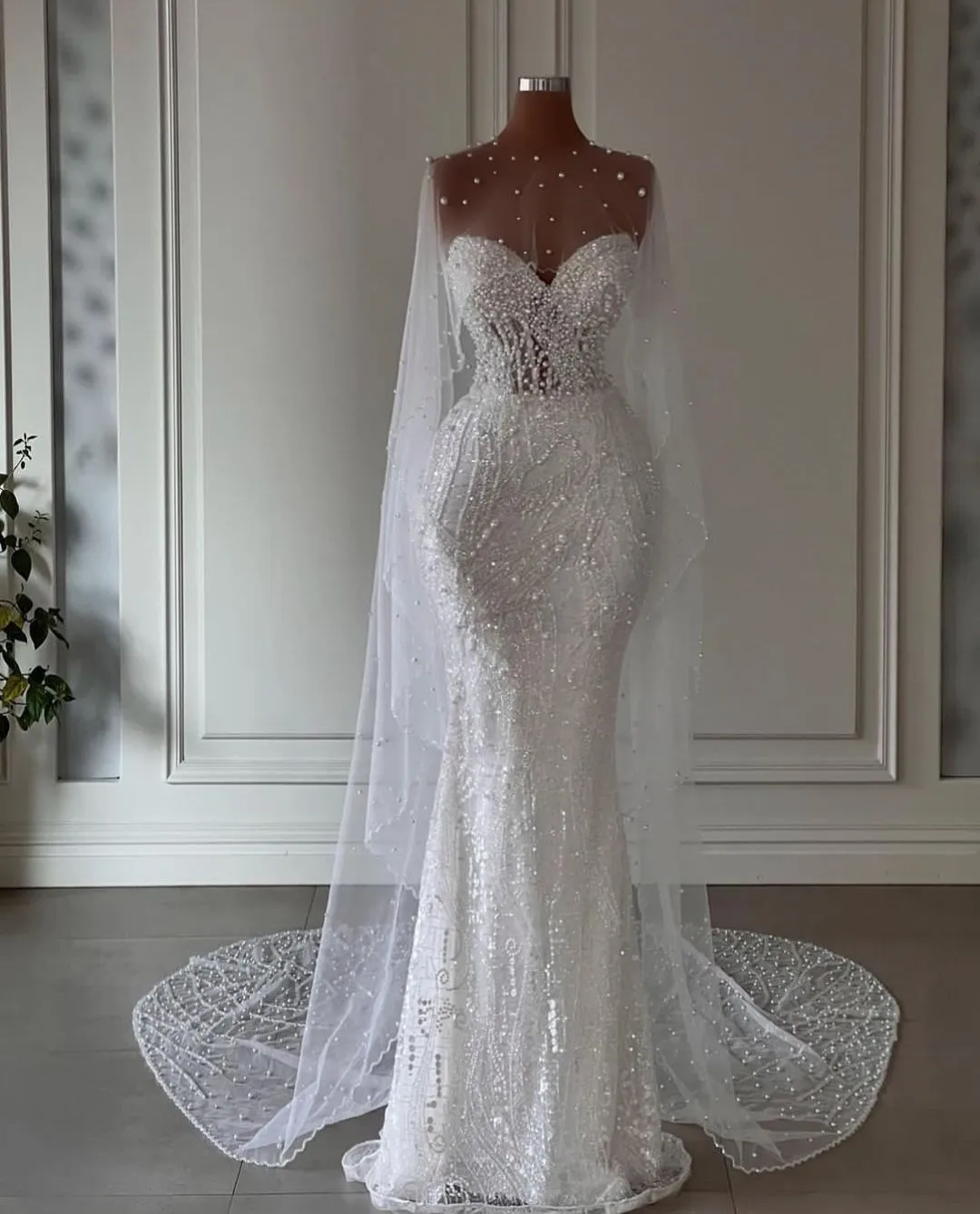 Mermaid Wedding Gowns: Elegant Sleeveless V Neck Bridal Dress With 3D ...