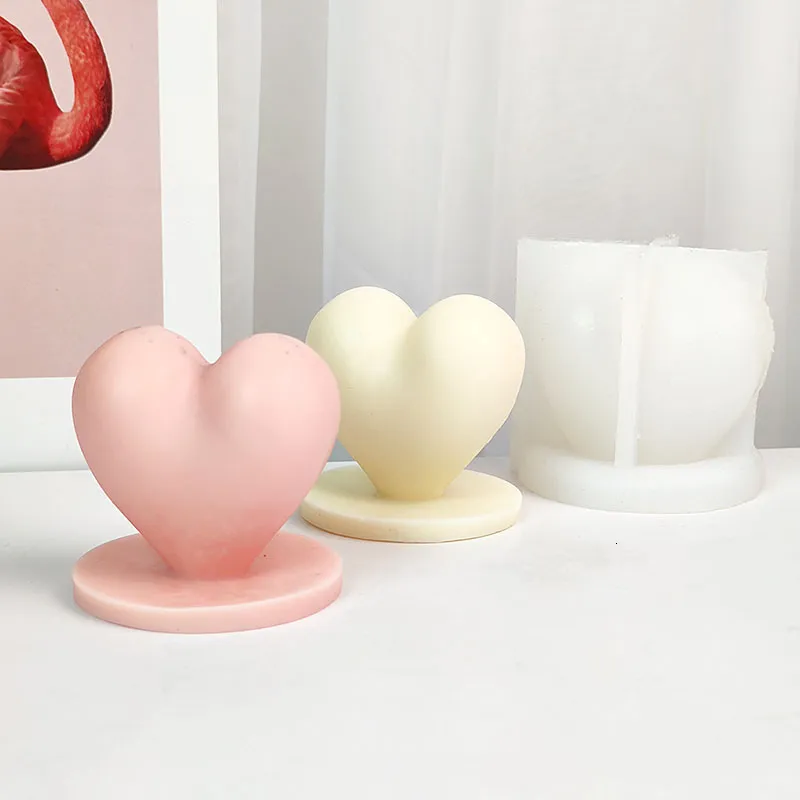 Is That The New 1pc DIY Heart Candle Mold ??